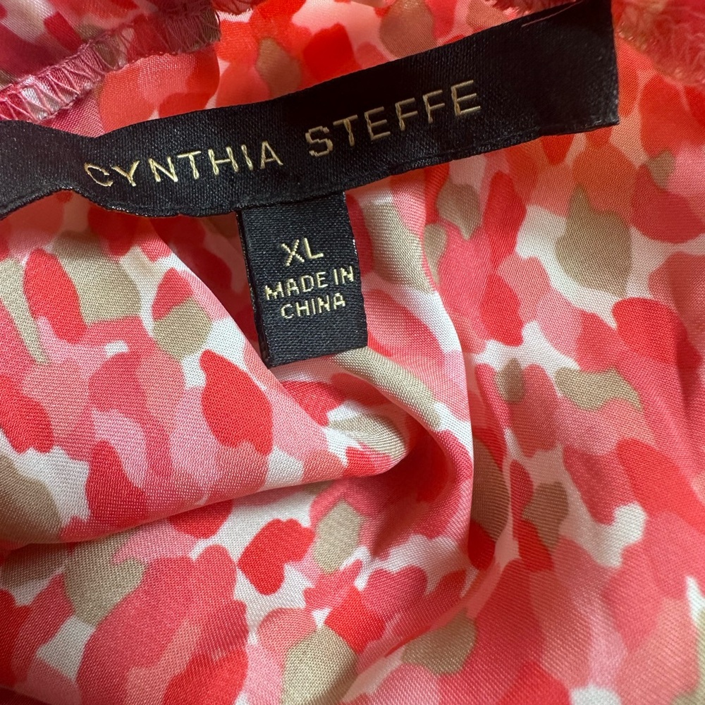 Cynthia Steffe Coral Print Blouse size XL - Picture 10 of 11